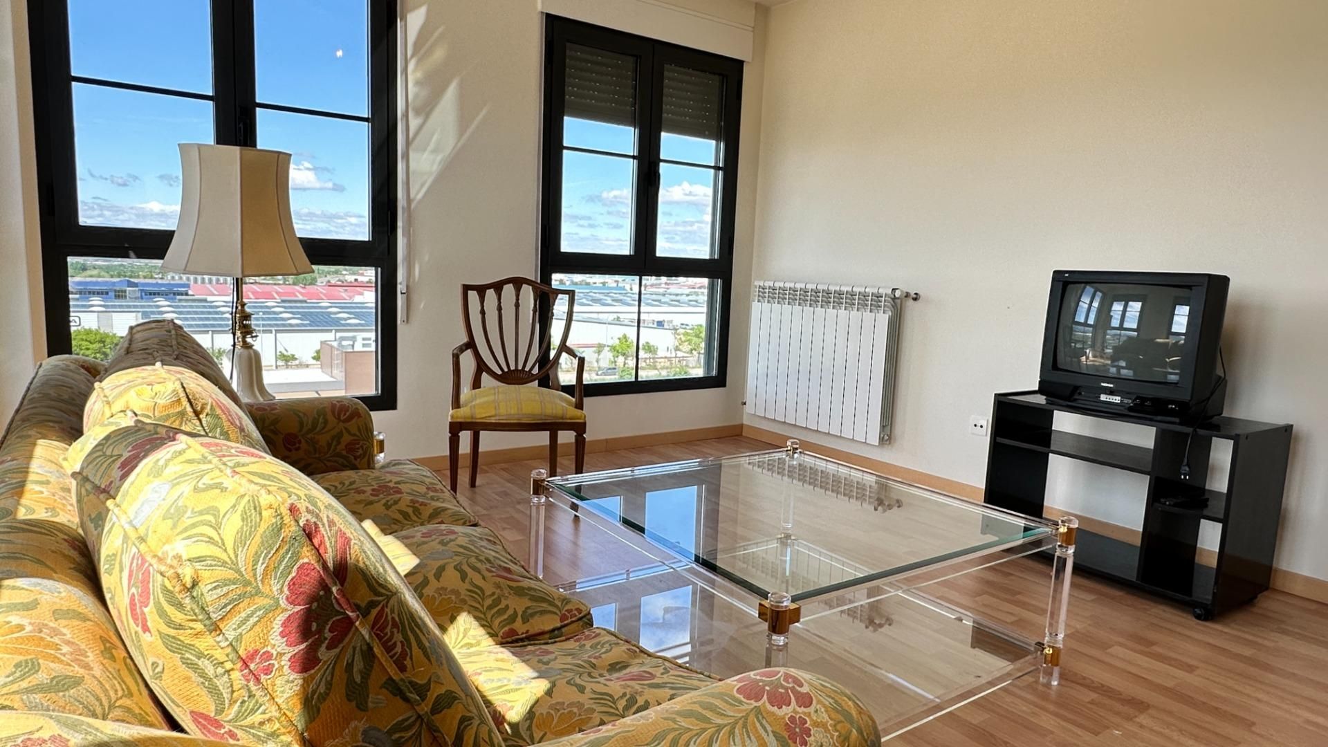 Sala d'estar de Pis en venda en Soria Capital  amb Calefacció i Terrassa