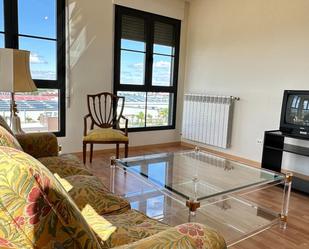 Sala d'estar de Pis en venda en Soria Capital  amb Calefacció i Terrassa