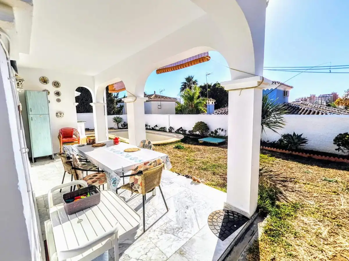Jardí de Casa o xalet en venda en Benalmádena amb Aire condicionat, Jardí privat i Terrassa