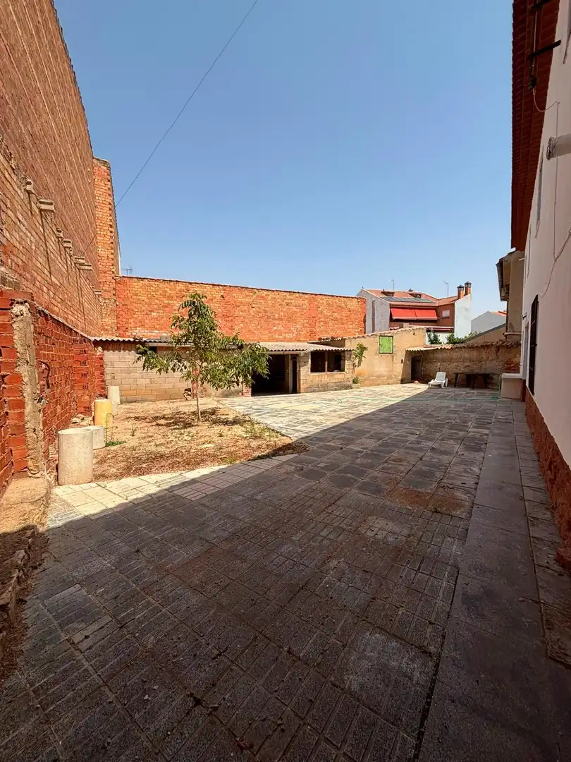 Vista exterior de Casa o chalet en venta en Montiel