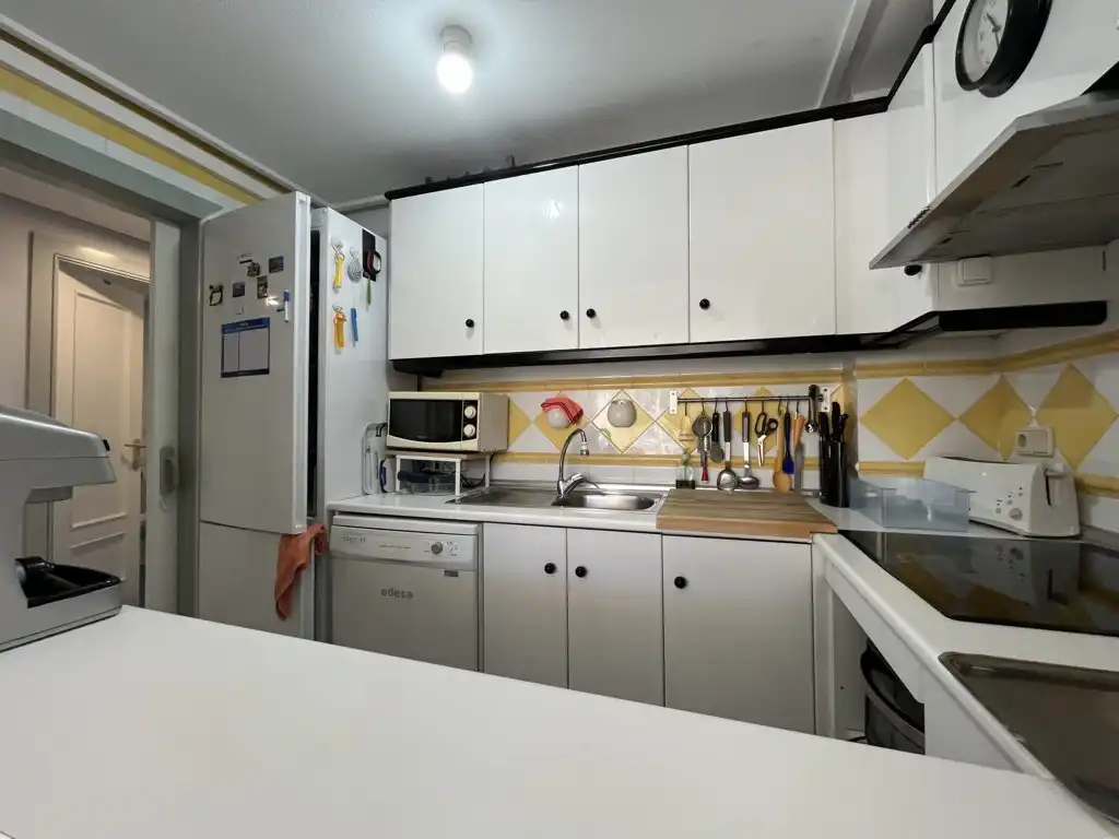 Cocina de Piso en venta en Orihuela con Aire acondicionado, Terraza y Trastero