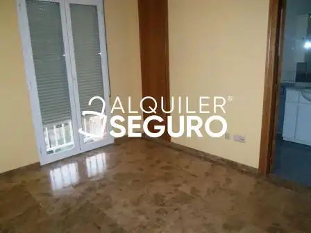 Piso de alquiler en Valle de Ayora, Barrio de Benicalap
