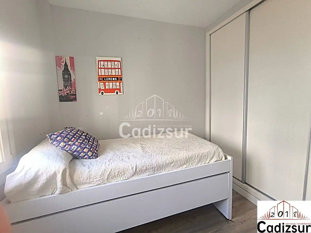 Schlafzimmer von Wohnung zur Miete in Cádiz mit Klimaanlage, Terrasse und Möbliert