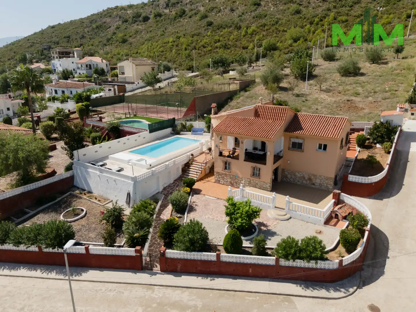 Detached house with pool for sale in Urbanizaciones