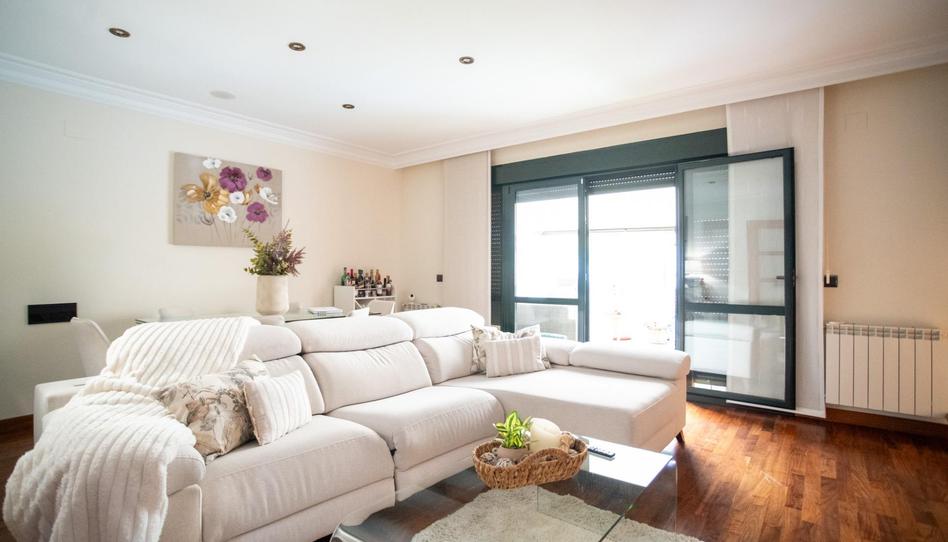 Foto 1 de Casa adosada en venda a Calle Bélgica, 30, Hervencias, Ávila