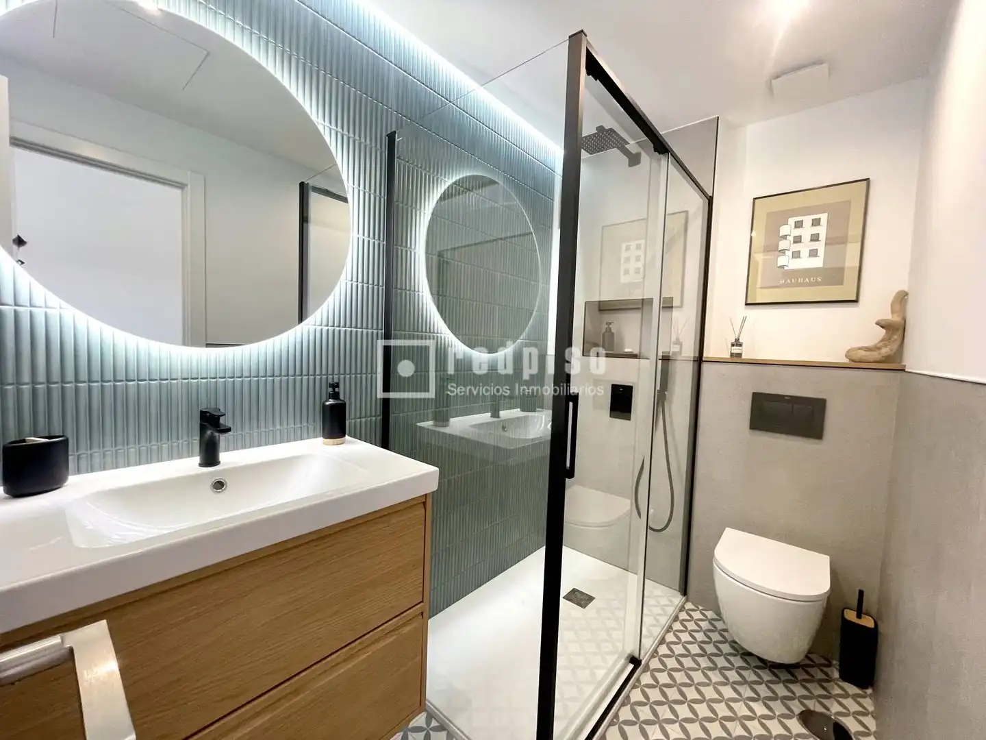 Bathroom of Attic for sale in Madrid  with Air Conditioner, Heating and Terrace