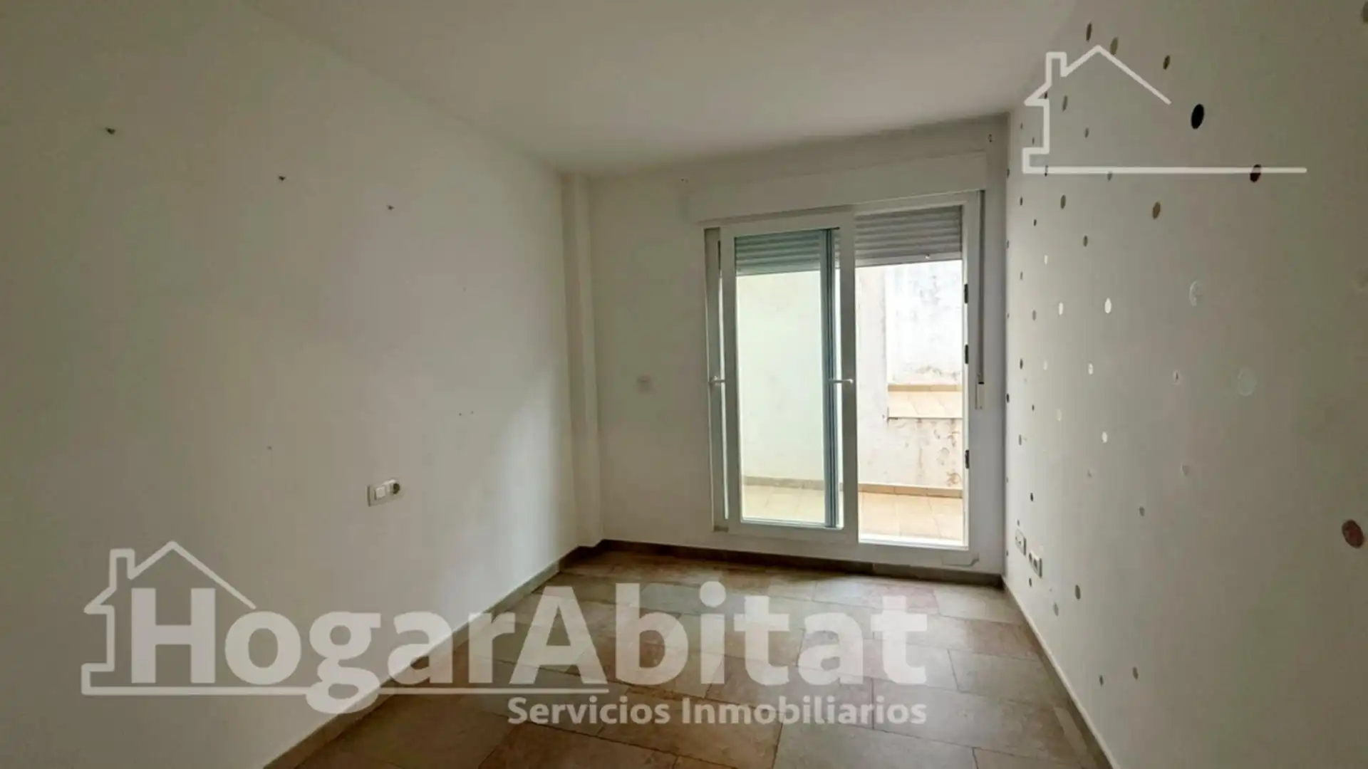 Adossat amb terrassa en venda a Calle les Germanías, imagen 21