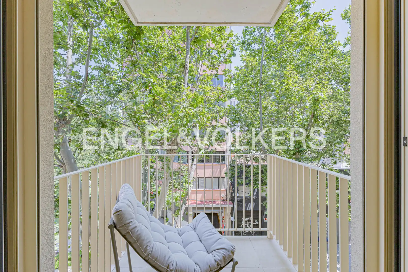 Balcony of Flat for sale in Barcelona  with Air Conditioner, Heating and Parquet flooring