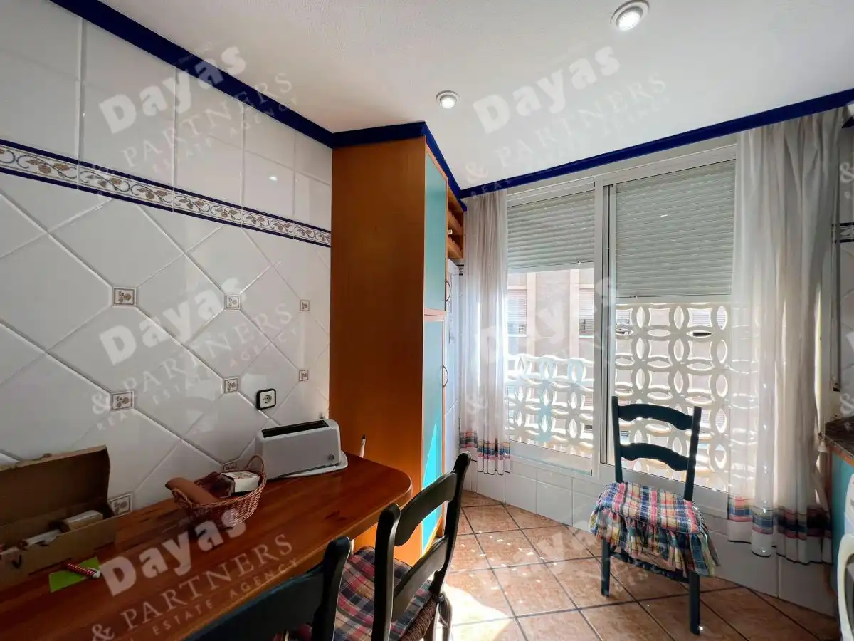 Kitchen of Flat for sale in Torrevieja  with Terrace and Furnished