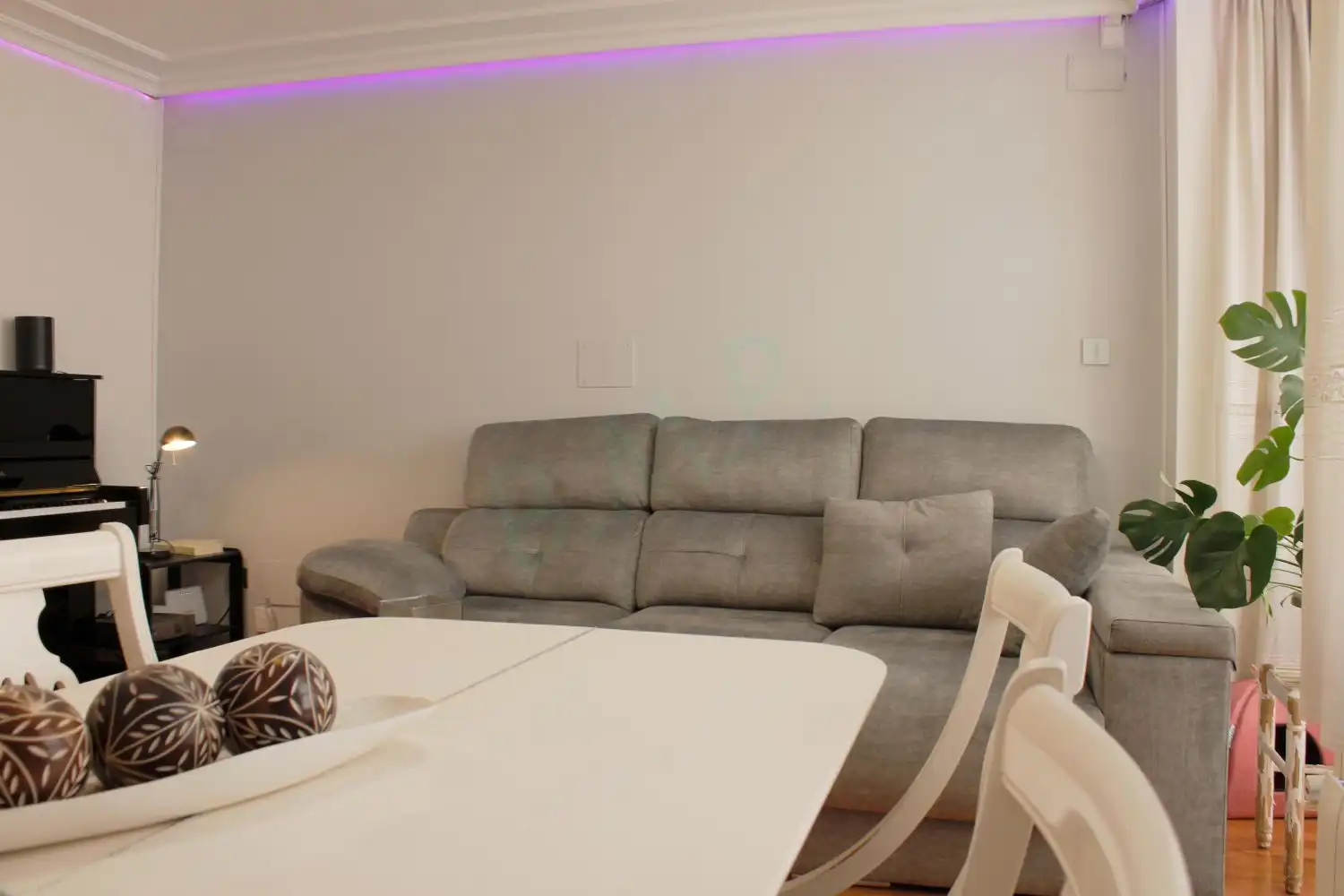 Wohnzimmer von Einfamilien-Reihenhaus zur Miete in Albacete mit Klimaanlage, Heizung und Terrasse