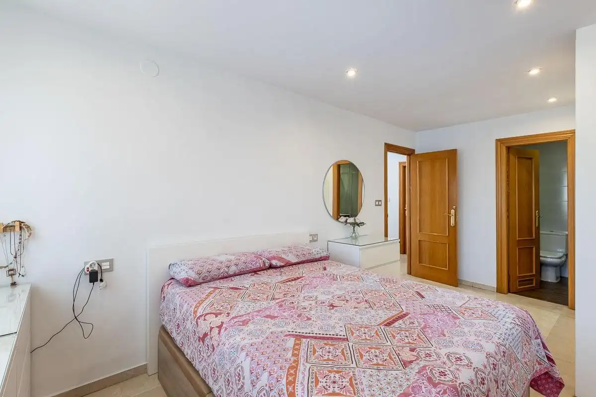 Bedroom of Houses for sale in Granada  with Terrace