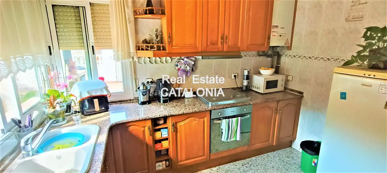 Cuina de Casa o xalet en venda en Lloret de Mar amb Calefacció, Jardí privat i Terrassa