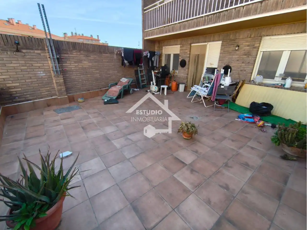 Jardín de Piso en venta en Mendavia con Aire acondicionado, Calefacción y Parquet