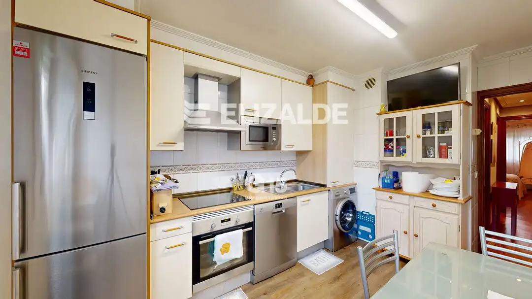 Cocina de Piso en venta en Donostia - San Sebastián  con Calefacción, Terraza y Trastero