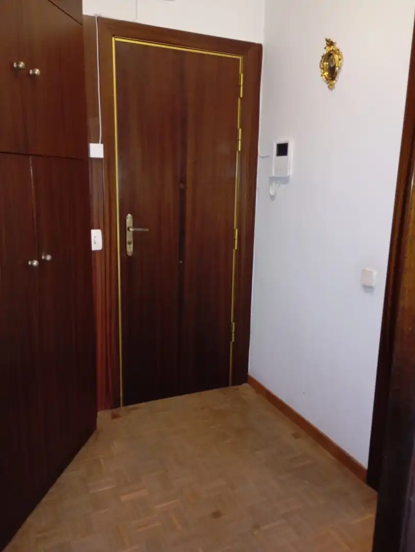 Wohnung zum Verkauf in Barcelona mit Balkon