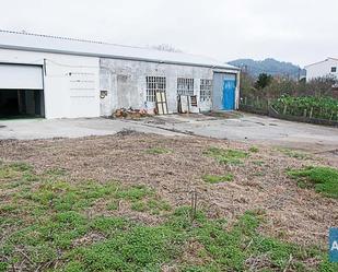 Industrial buildings to rent in Cangas 