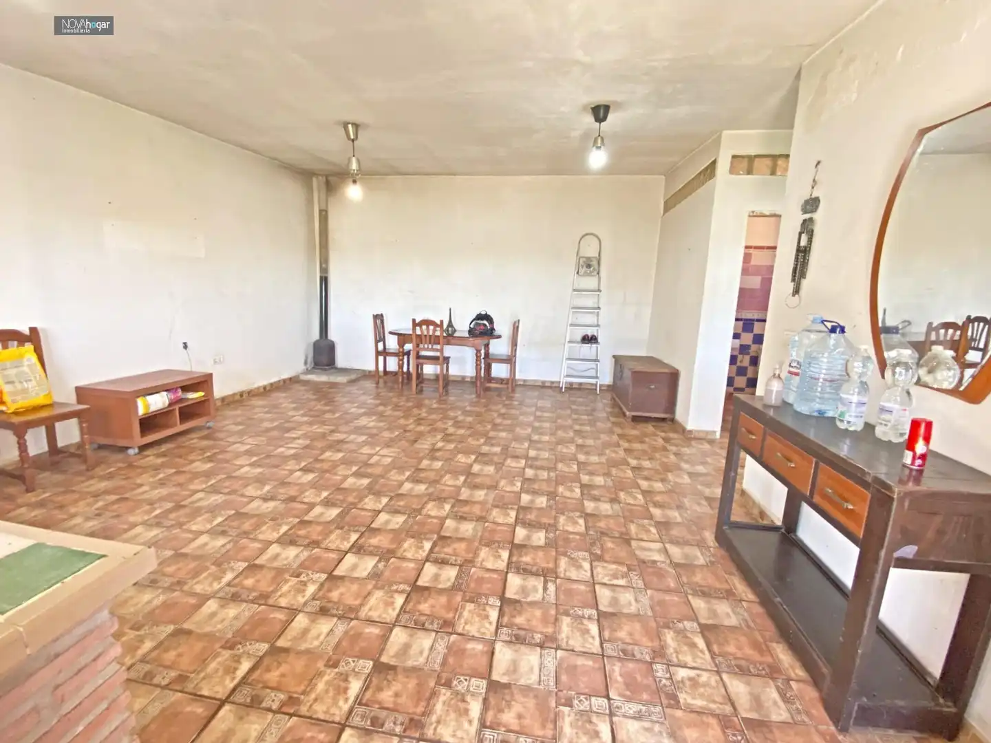 Sala d'estar de Finca rústica en venda en Álora amb Jardí privat