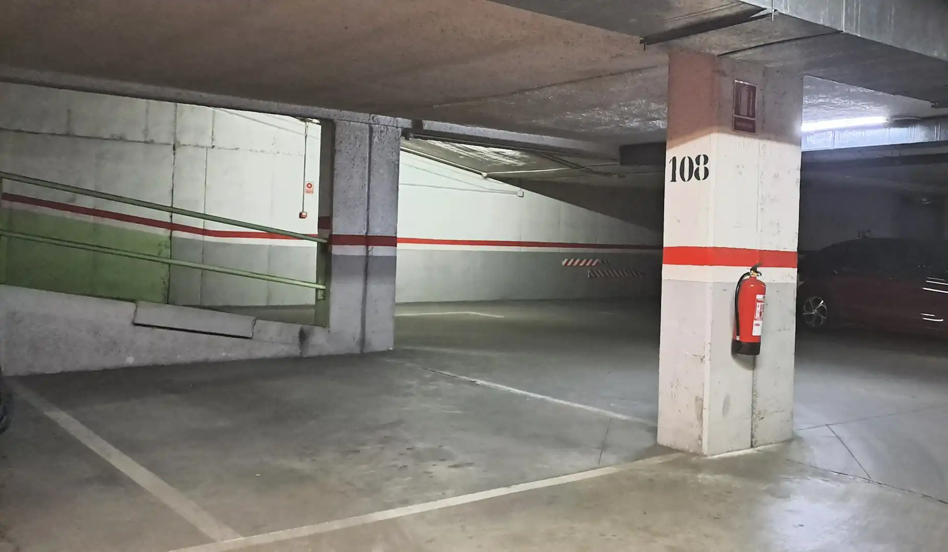 Parking of Flat for sale in Madrid  with Air Conditioner, Heating and Terrace