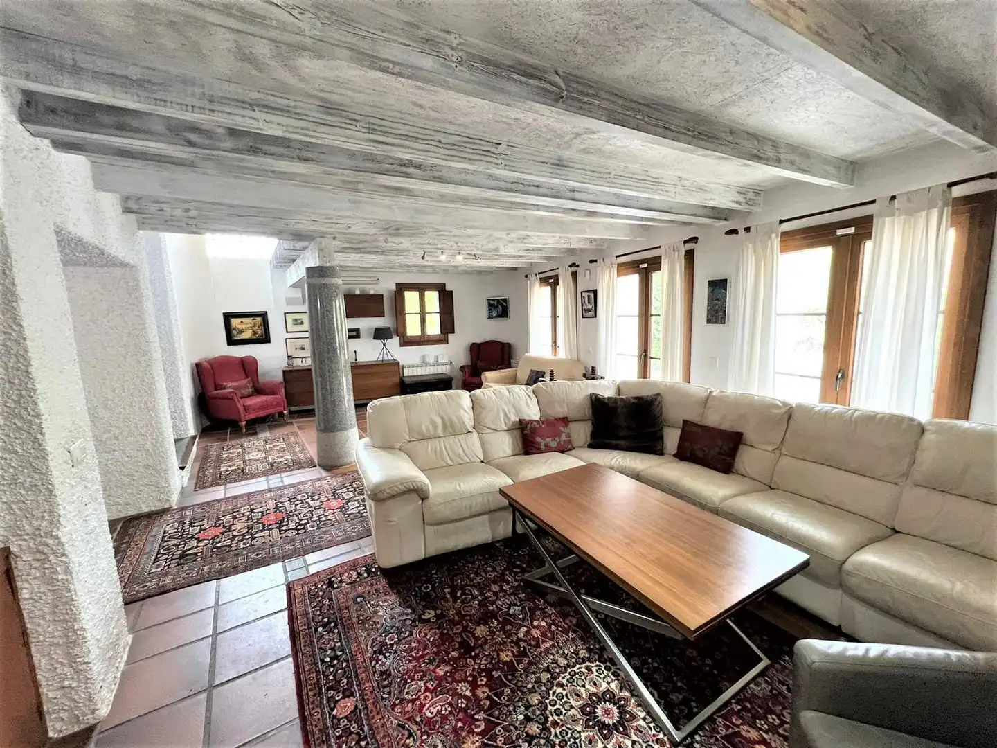 Sala d'estar de Finca rústica en venda en Mijas amb Piscina