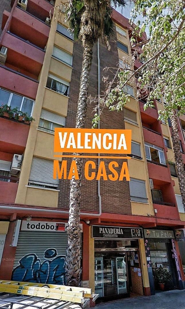 Vista exterior de Pis de lloguer en  Valencia Capital amb Aire condicionat, Calefacció i Moblat