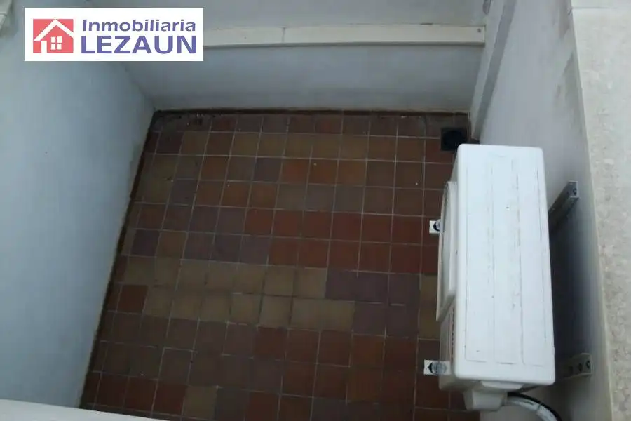 Baño de Apartamento en venta en Peralta / Azkoien con Aire acondicionado, Terraza y Trastero