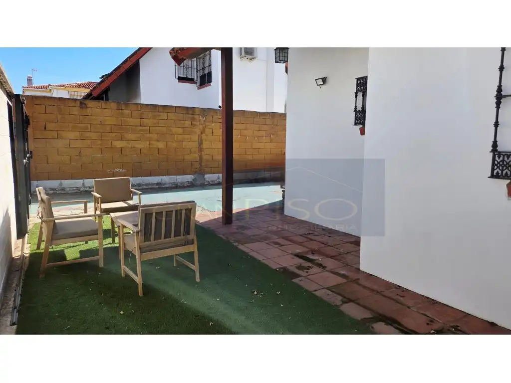Piscina de Casa o chalet en venta en Castellar de la Frontera