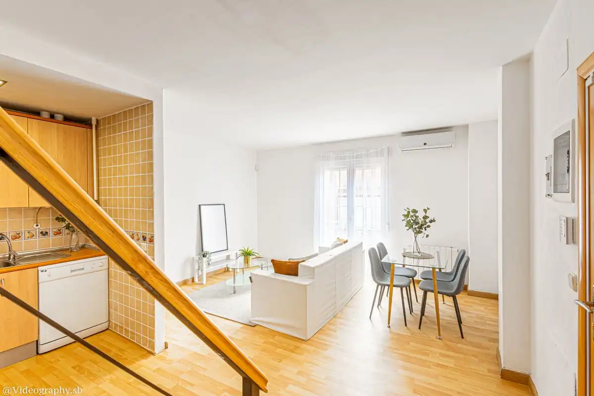 Sala d'estar de Dúplex en venda en San Sebastián de los Reyes amb Aire condicionat i Calefacció