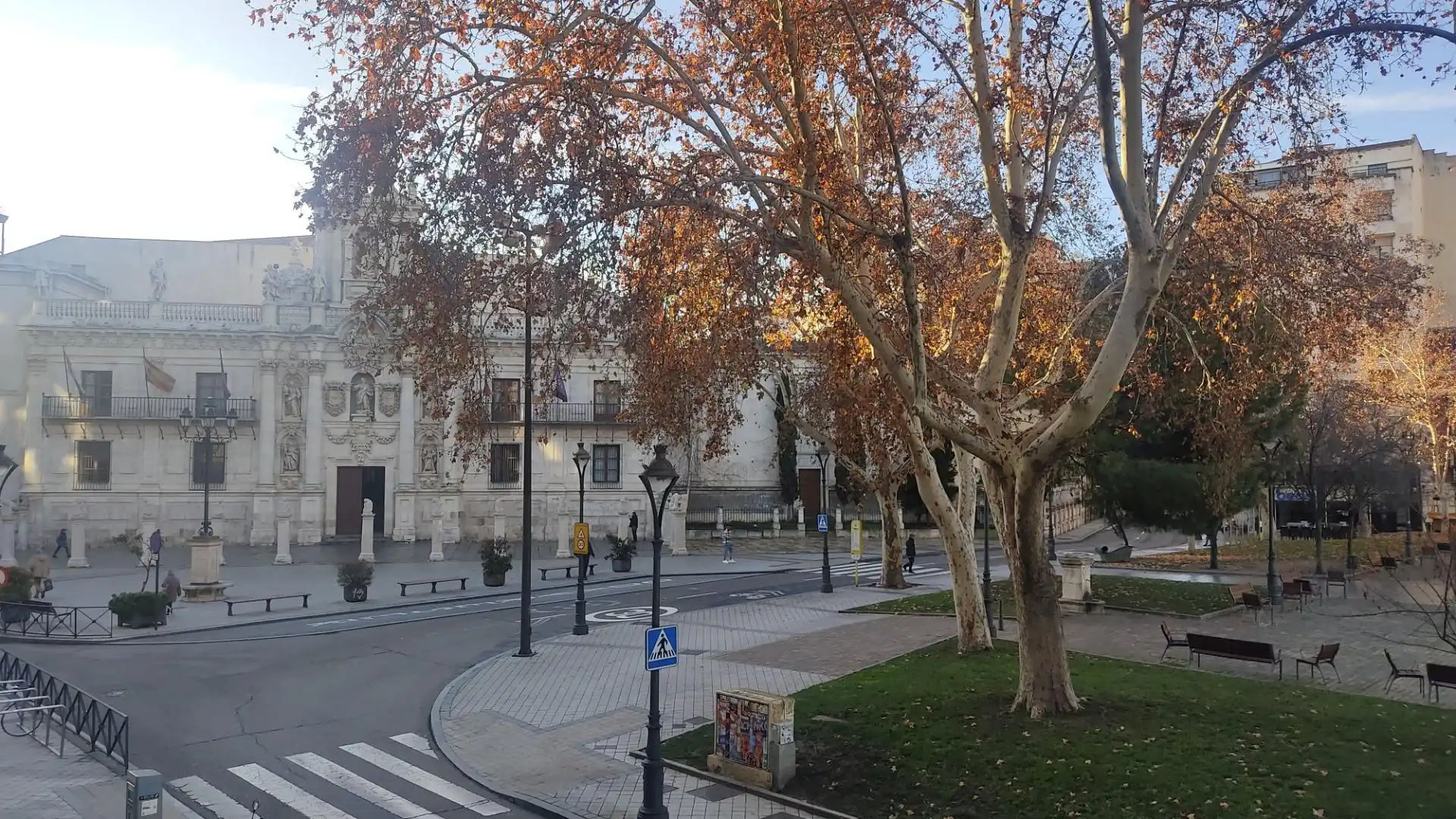 Pis amb ascensor de lloguer a Plaza UNIVERSIDAD, imagen 7