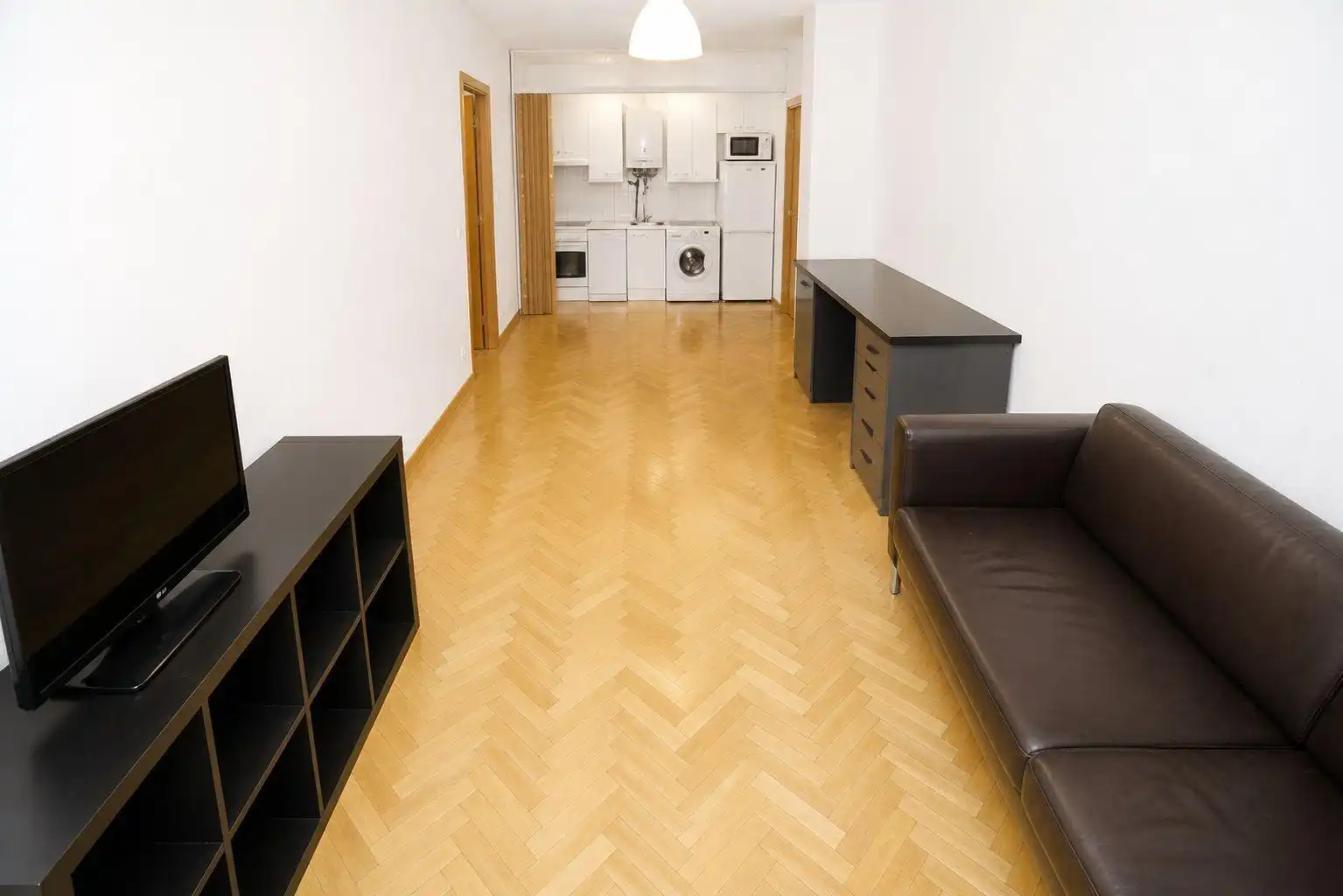 Flat for sale in Calle MONTERA, Sol