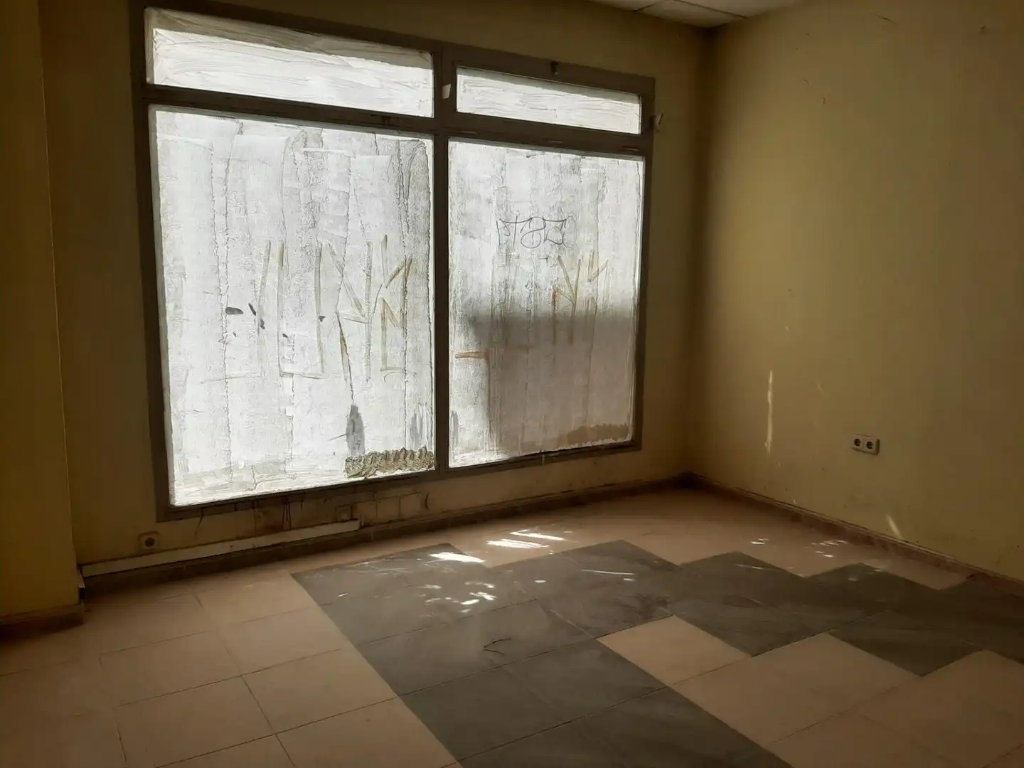 Locale commerciale in vendita a Calle Jacinto Benavente 7, imagen 6
