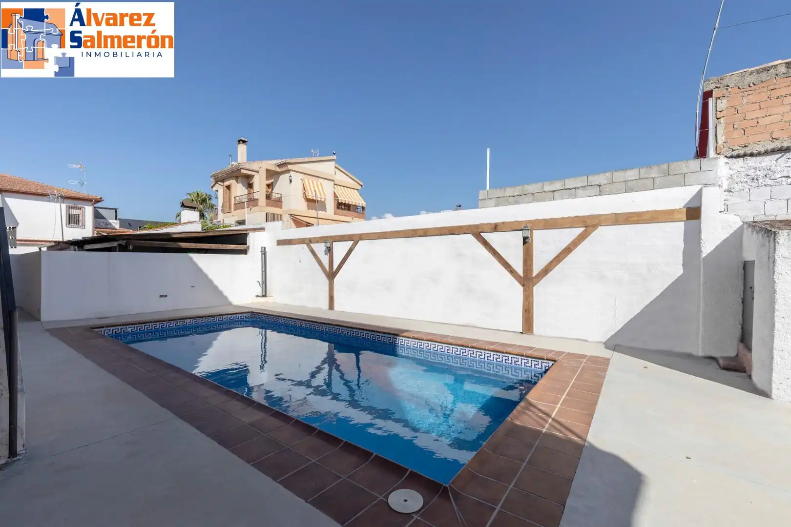 Adossat amb piscina en venda a Ogíjares, imagen 2