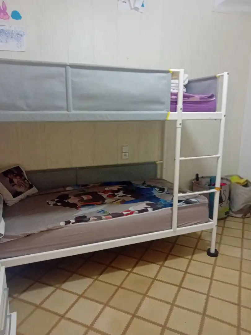 Habitación de Casa adosada en venta en Valls con Calefacción, Terraza y Trastero