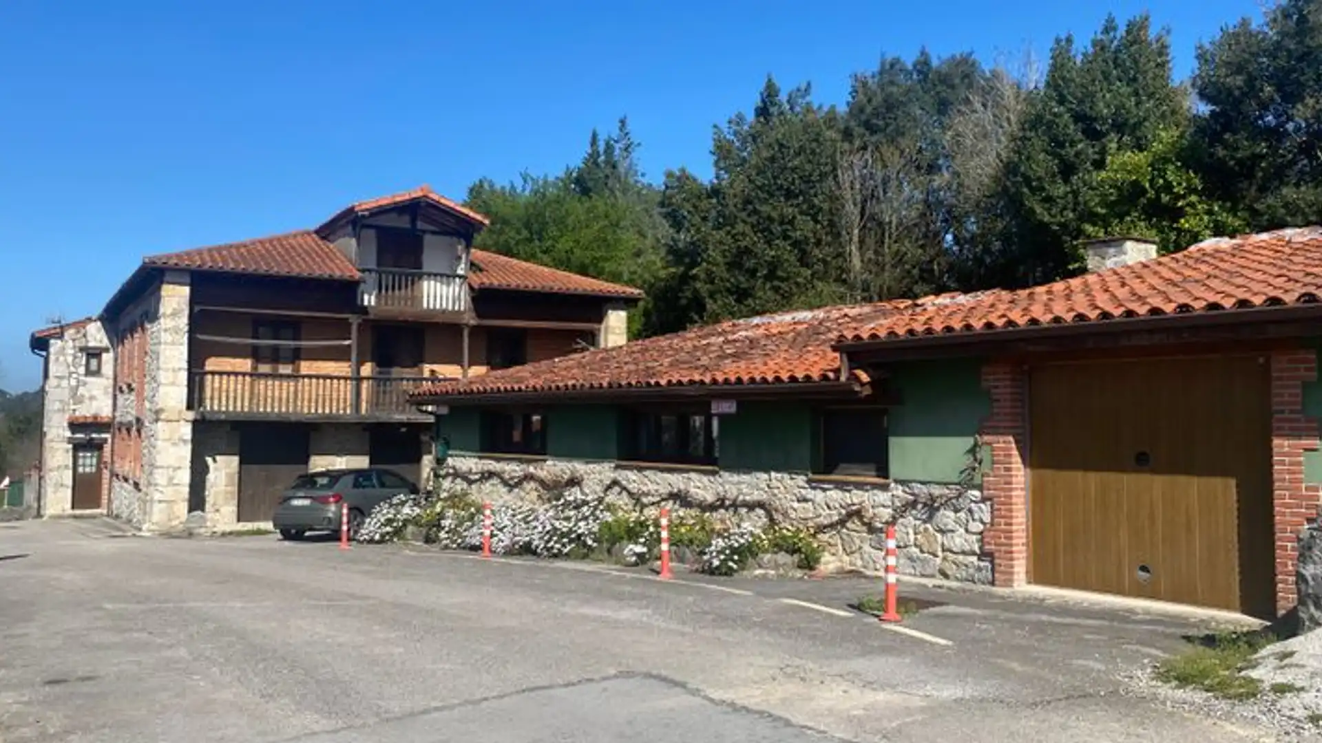 Vista exterior de Casa o chalet en venta en Entrambasaguas con Jardín privado, Terraza y Trastero