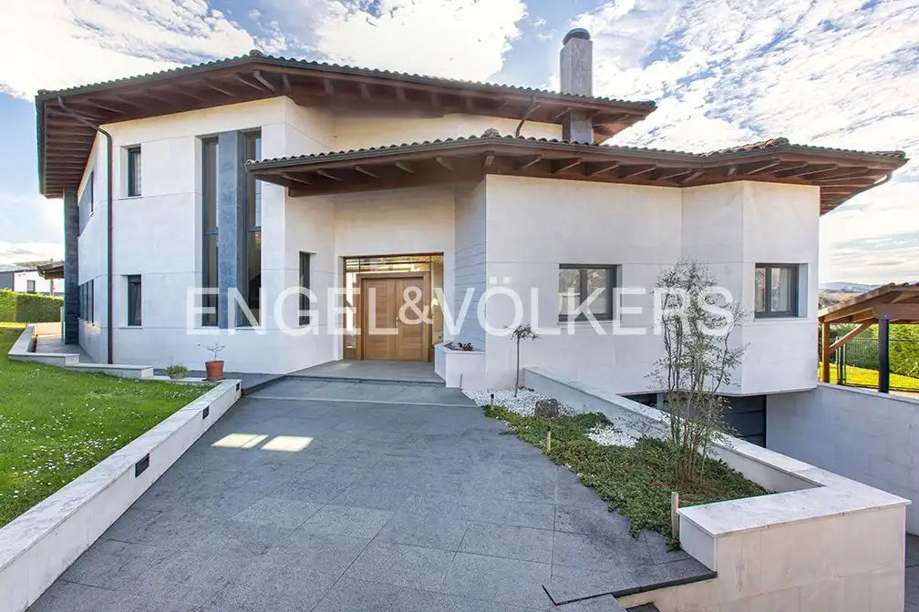Exterior view of Houses for sale in Gijón   with Air Conditioner, Heating and Private garden