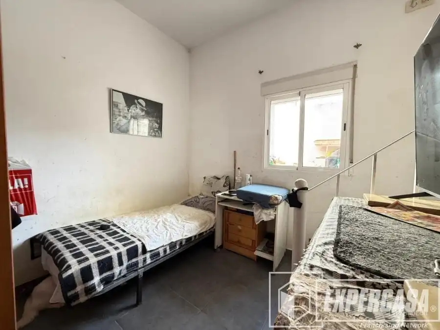 Dormitori de Casa o xalet en venda en Llíria amb Terrassa