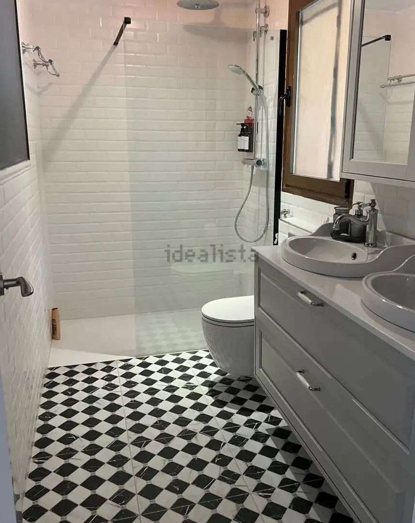 Detached homes for rent in Elviria