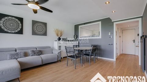 Foto 2 de Piso en venta en Vilamarina, Viladecans