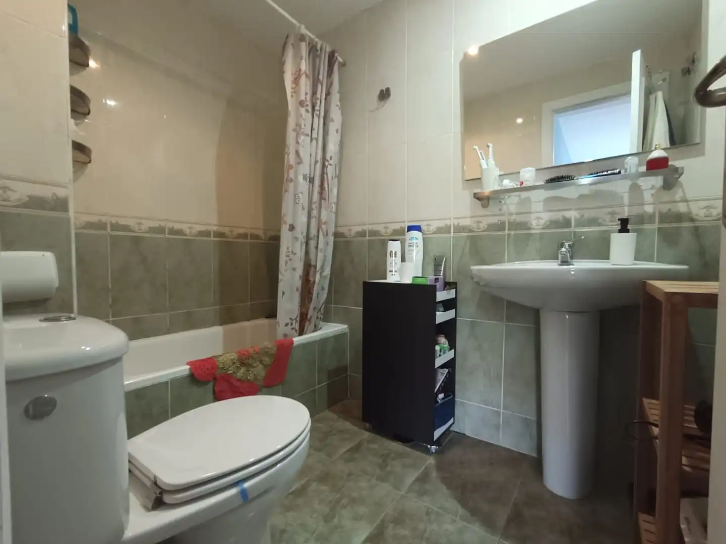 Bathroom of Flat for sale in Polop  with Storage room and Furnished