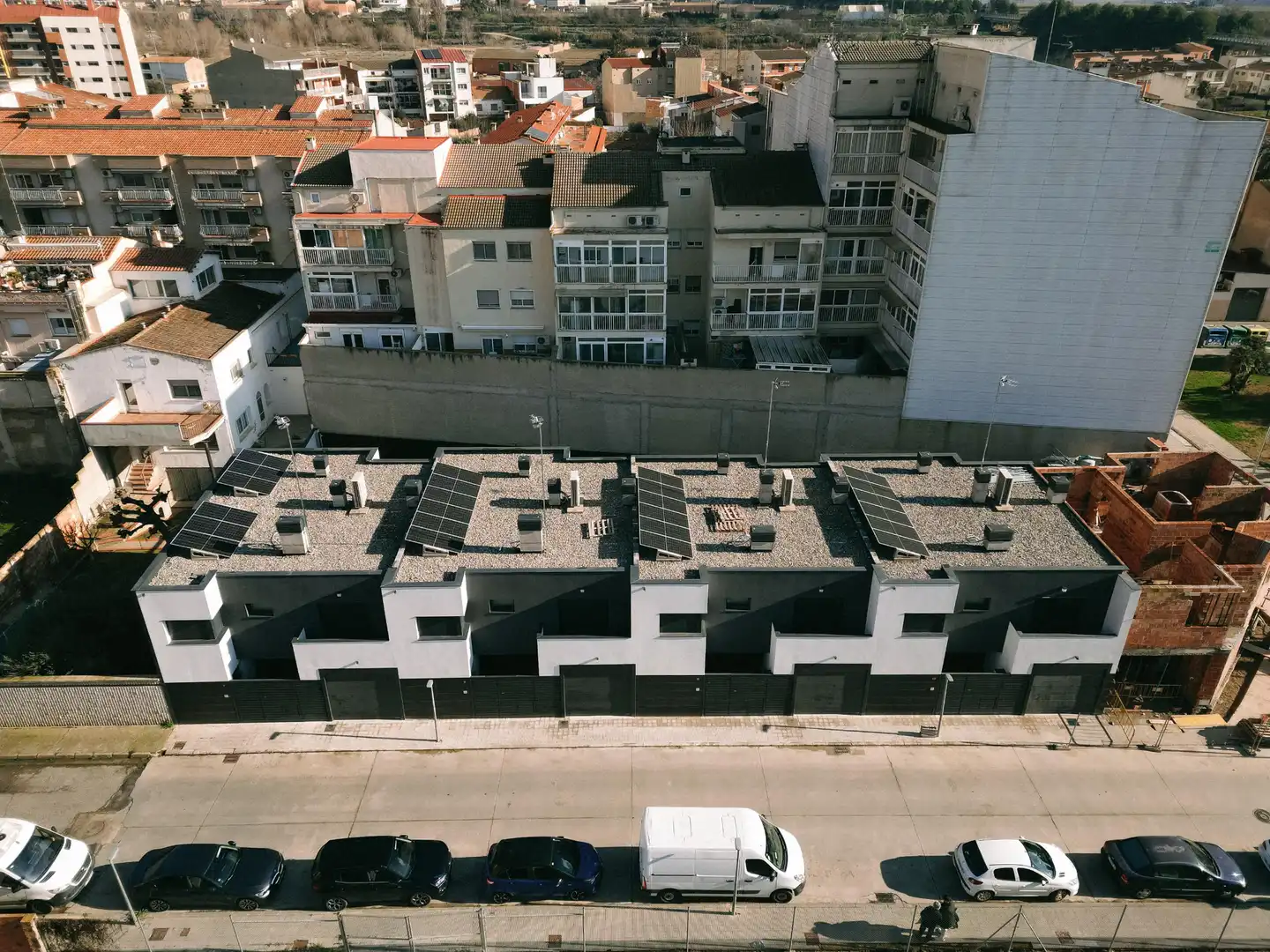 Vista exterior de Casa adosada en venda en Balaguer amb Aire condicionat, Calefacció i Jardí privat