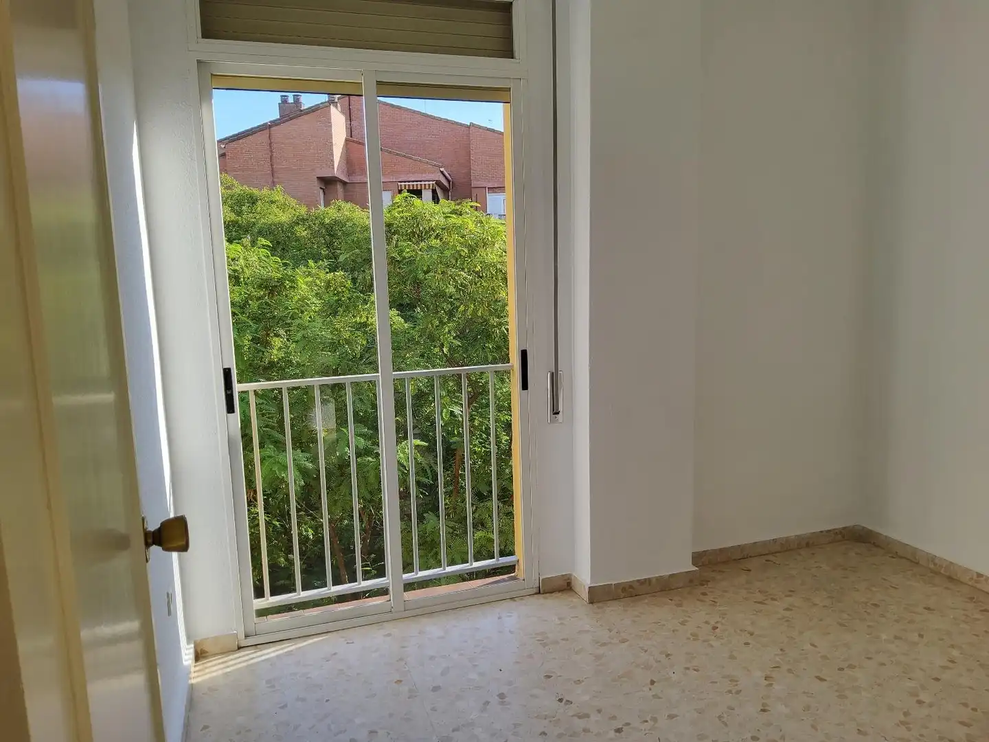 Wohnung zur Miete in Urbadiez - Entrepuentes