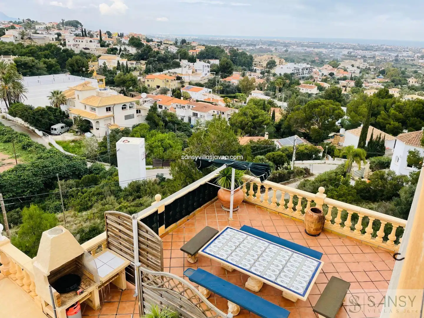 Exterior view of Houses for sale in Dénia  with Air Conditioner and Storage room