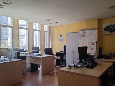 Ufficio in vendita a Plaza de Uncibay 8