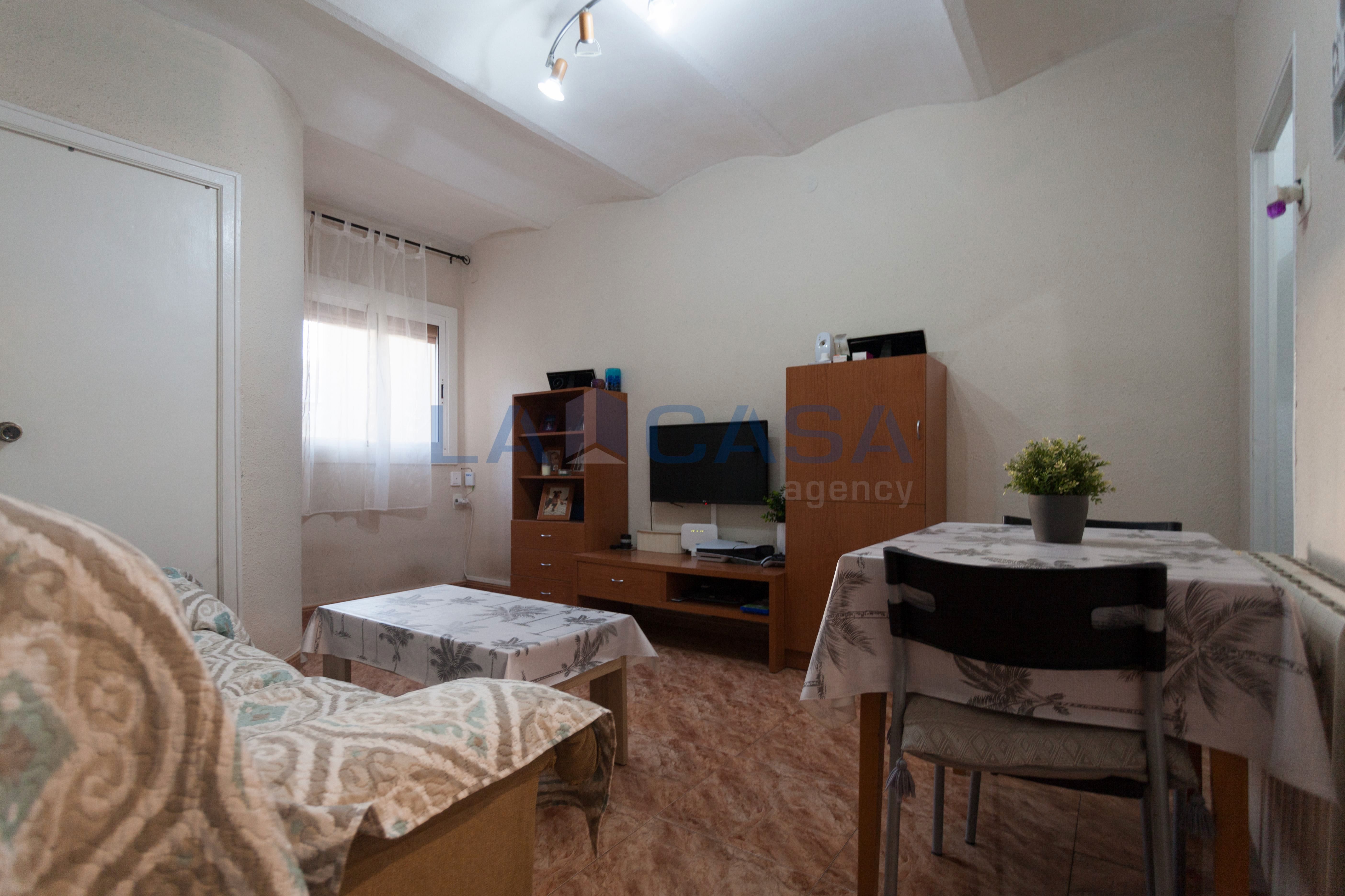 Sala de estar de Piso en venta en L'Hospitalet de Llobregat