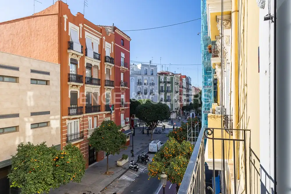 Exterior view of Flat for rent in Valencia  with Air Conditioner, Heating and Terrace