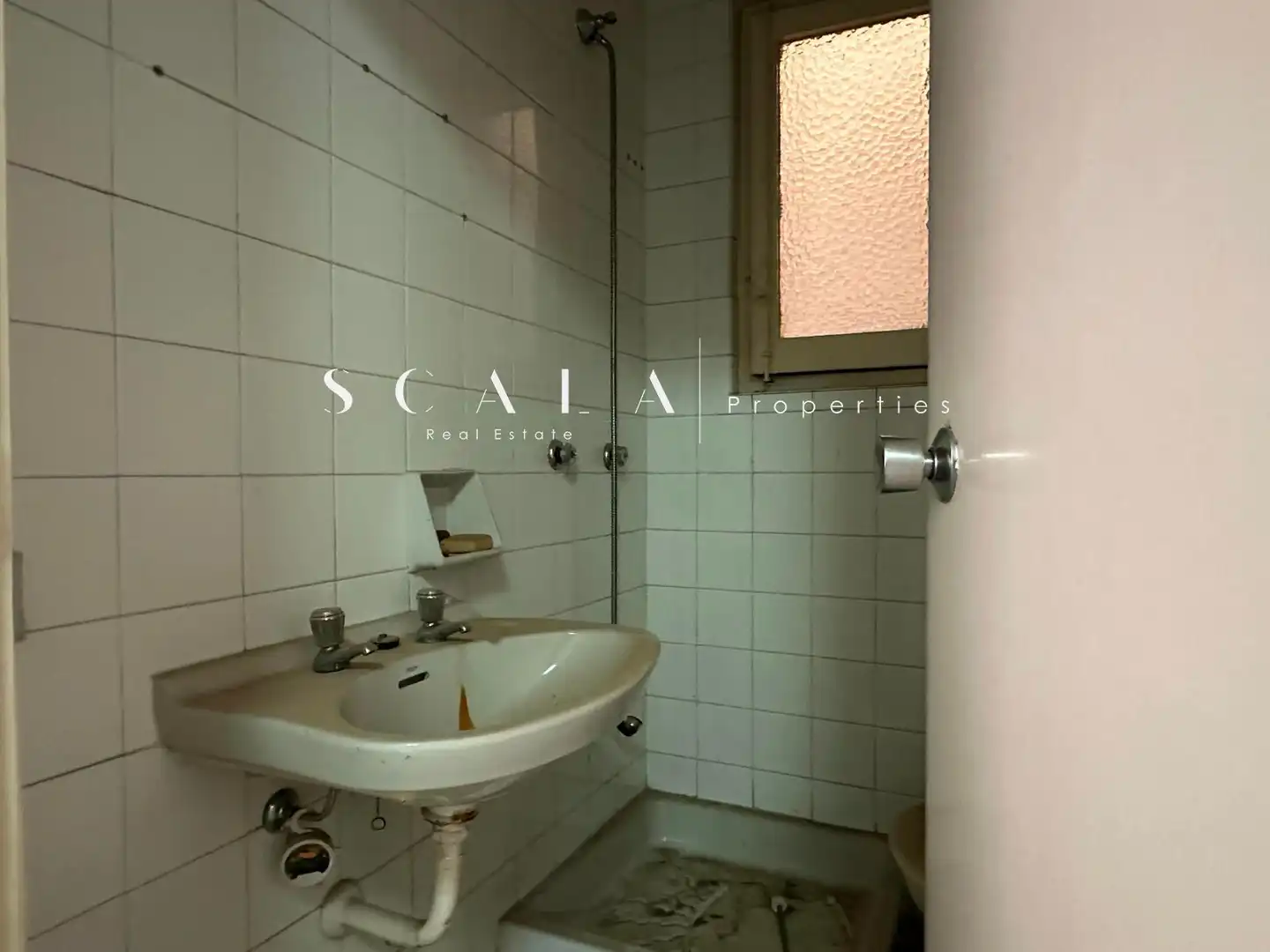 Baño de Piso en venta en Toledo con Aire acondicionado, Calefacción y Terraza