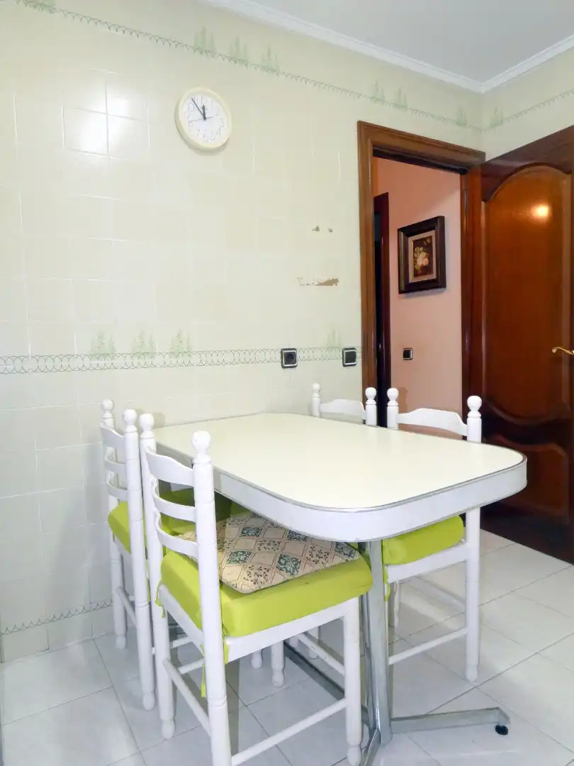 Flat for sale in Karmelo Kalea, Santutxu - Basarrate