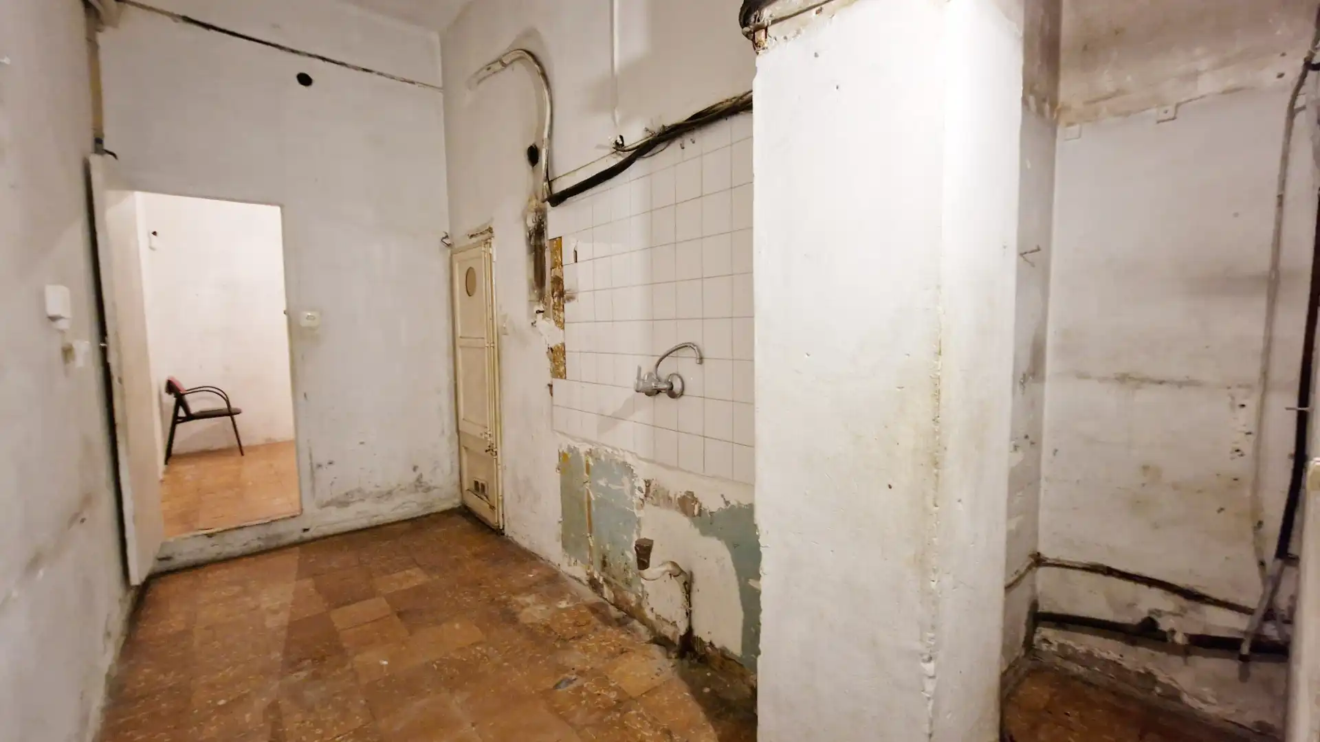 Baño de Local de alquiler en Barcelona con Alarma