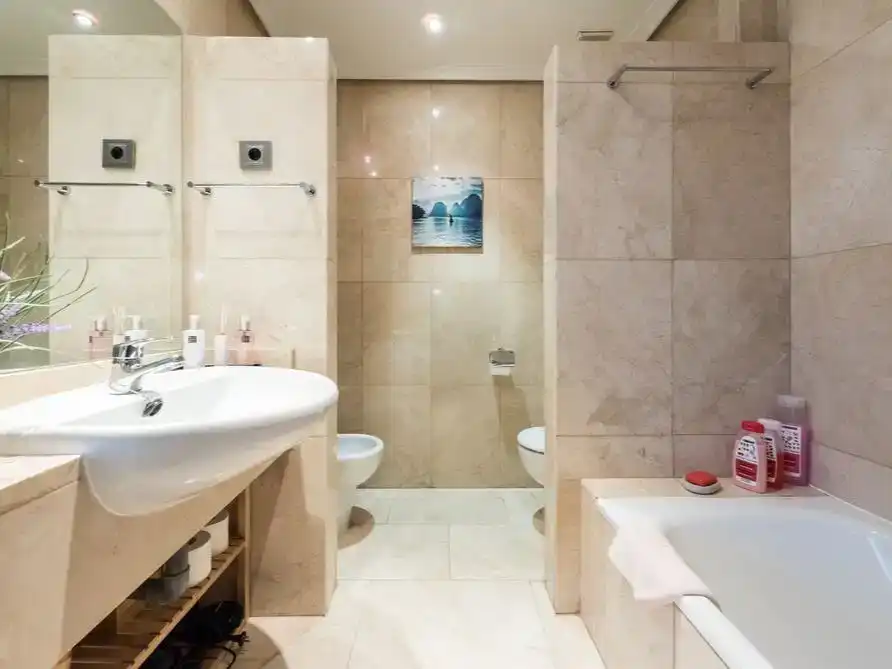 Badezimmer von Wohnungen zur Miete in  Logroño