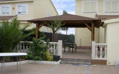 Terrassa de Casa o xalet en venda en Ugena amb Jardí privat i Piscina