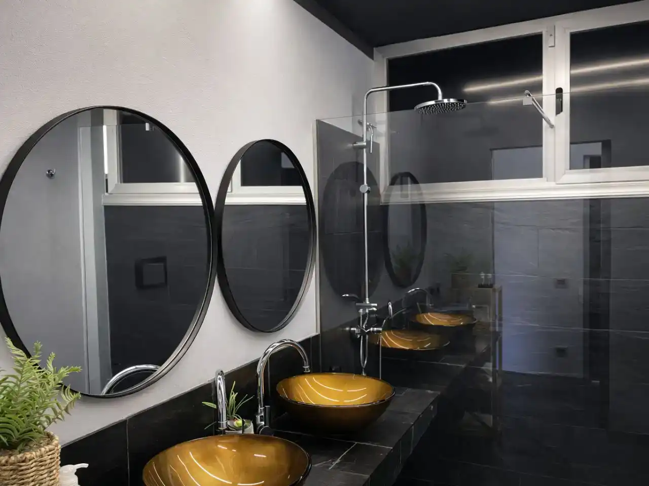 Badezimmer von Haus oder Chalet zur Miete in Arico mit Klimaanlage, Privatgarten und Abstellraum